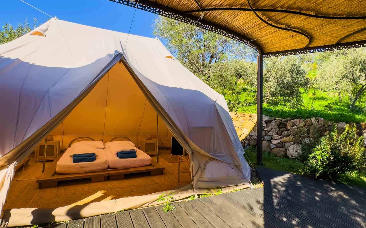 Bioloco | Tenda 1 con letto matrimoniale e divano letto